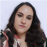 Ti piace scrivere racconti? Vuoi imparare le tecniche di scrittura creativa? Oppure hai un romanzo nel cassetto, e vuoi tirare fuori il potenziale della tua storia? Hai bisogno di un'insegnante di scrittura creativa, e io sono qui per te